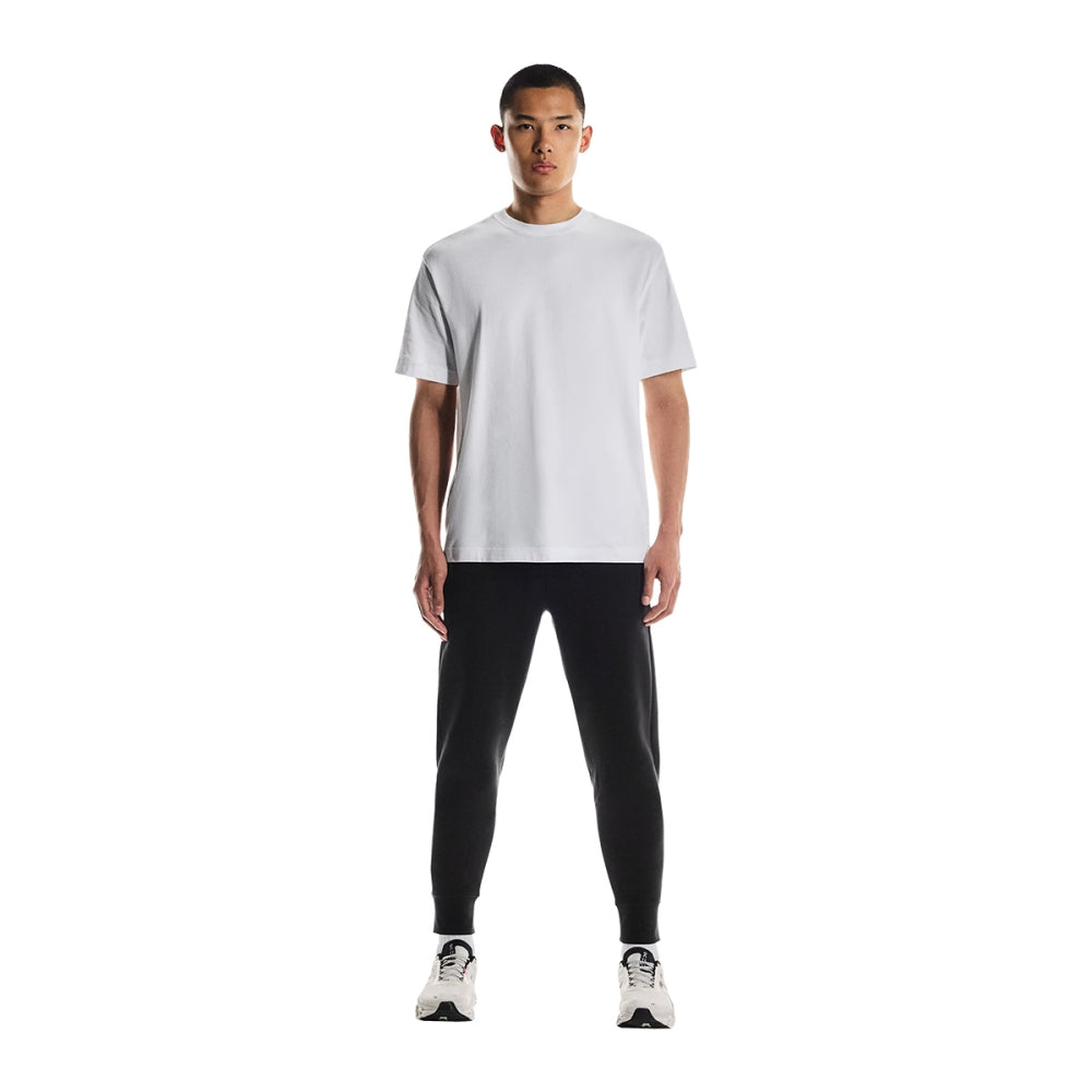 ON Mens Focus Tech Shorts | BLACK – Paragon Sports