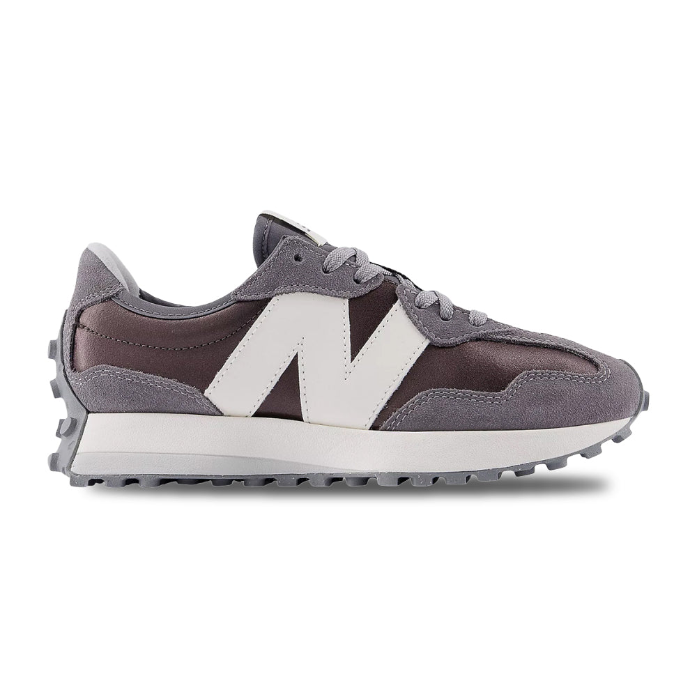 New Balance Womens 327 Sneakers in Black Color