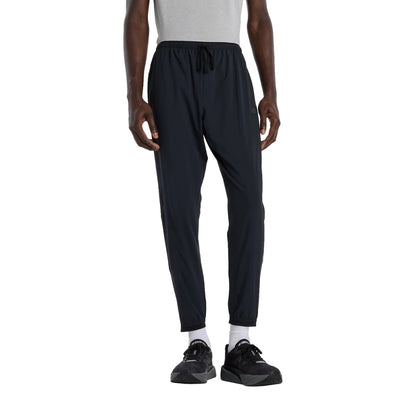 New Balance Mens Rc Essentials Jogger Pants in Black Color