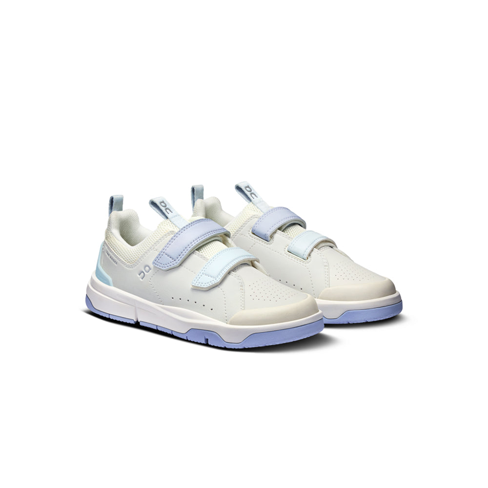 On Kids The Roger Kids Tennis Shoes in White Color