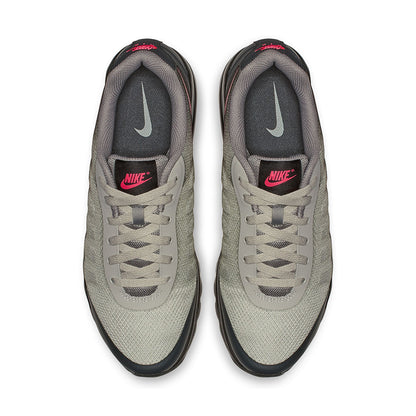 Nike Mens Nike Air Max Invigor Sneakers in Black Color
