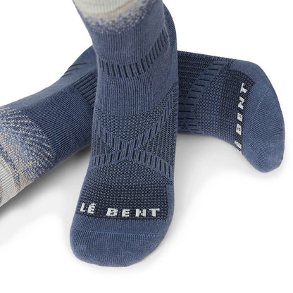 Le Bent Unisex Cody Townsend Targeted S Socks in Blue Color