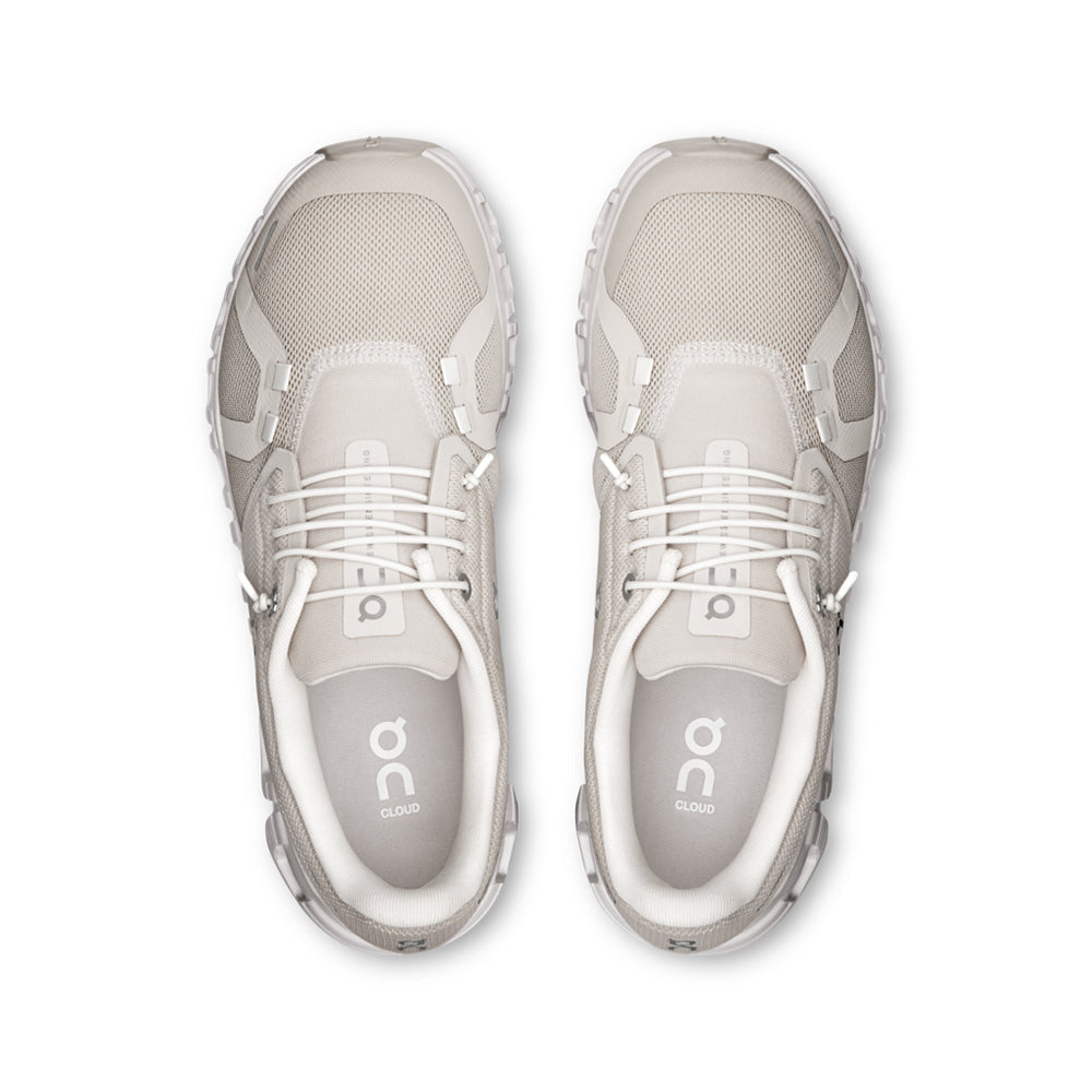 On Womens Cloud 6 Wide Womens Sneakers in White Color