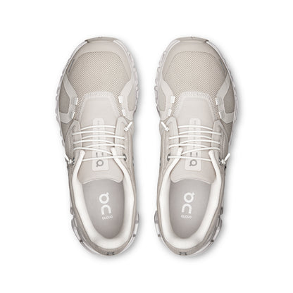 On Womens Cloud 6 Wide Womens Sneakers in White Color