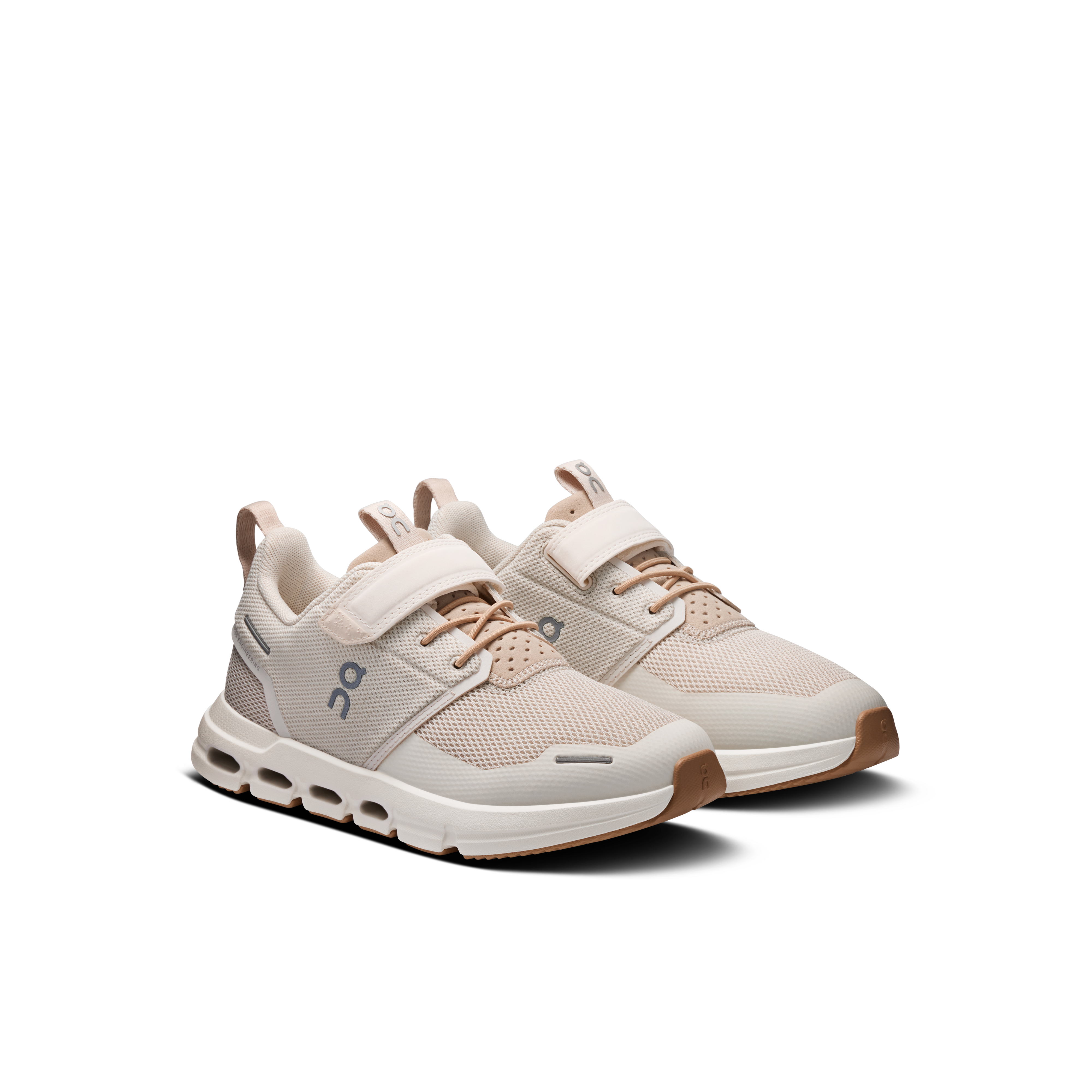 On Kids Cloud Play Sneakers in White Color