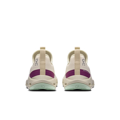 On Kids Cloudleap Sneakers in White Color