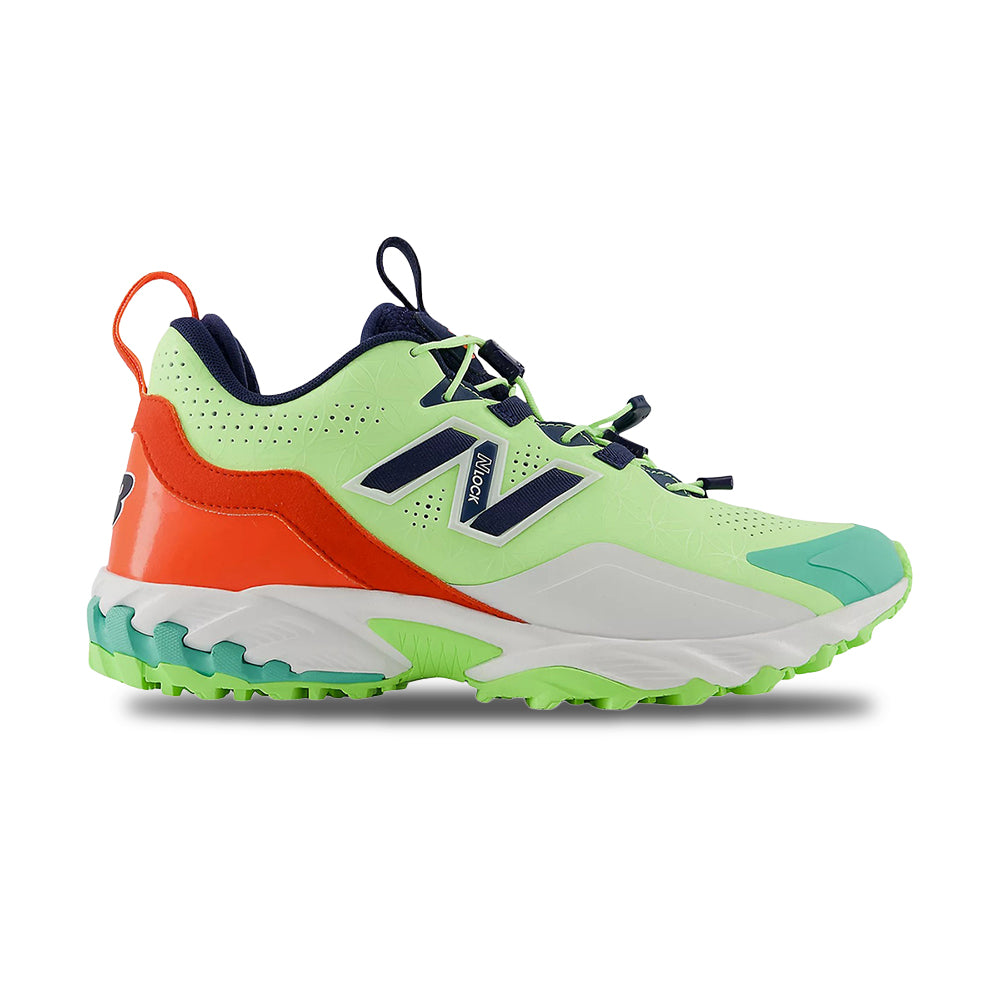 New Balance FuelCell Lindr 3 Off Fld Casual Shoes in White Color