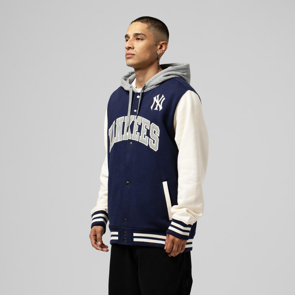 Mitchell And Ness new york yankees Courtside Btn Fleece Fan Apparel in Blue Color