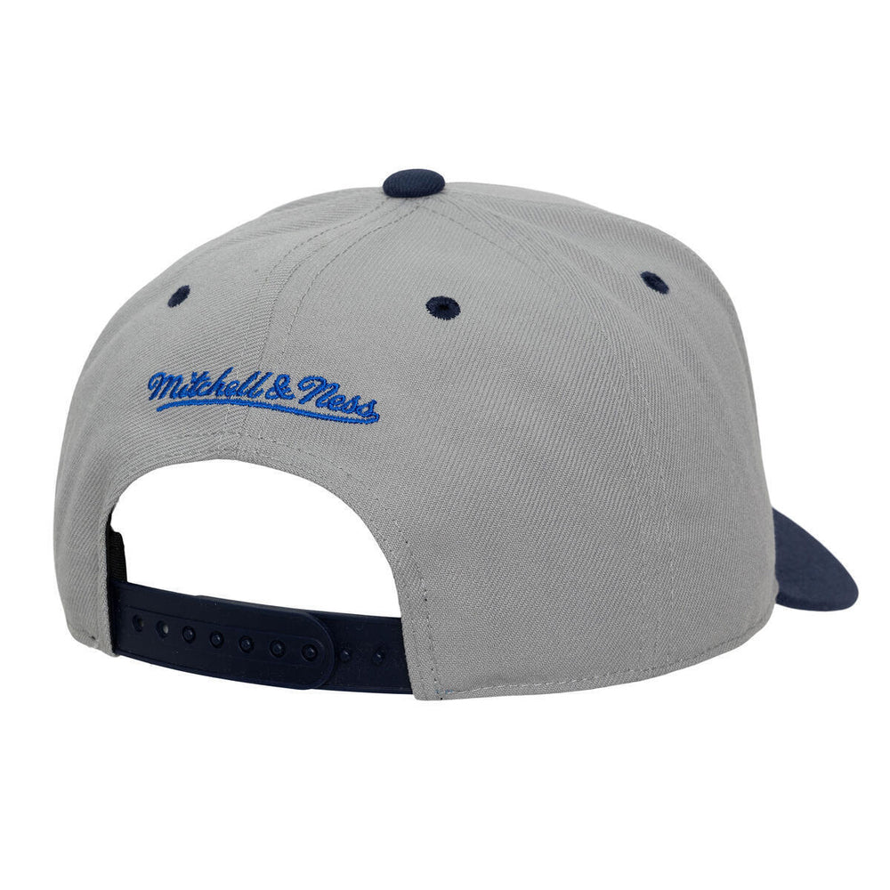 Mitchell And Ness new york yankees Lgndry away Pro Snpbck Fan Apparel in Grey Color