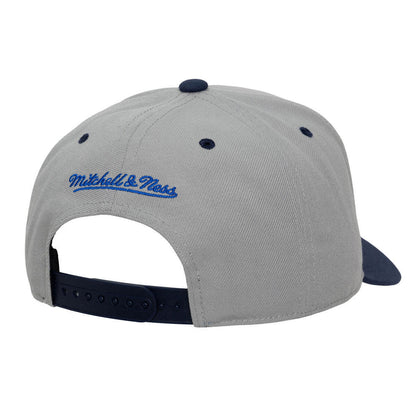 Mitchell And Ness new york yankees Lgndry away Pro Snpbck Fan Apparel in Grey Color