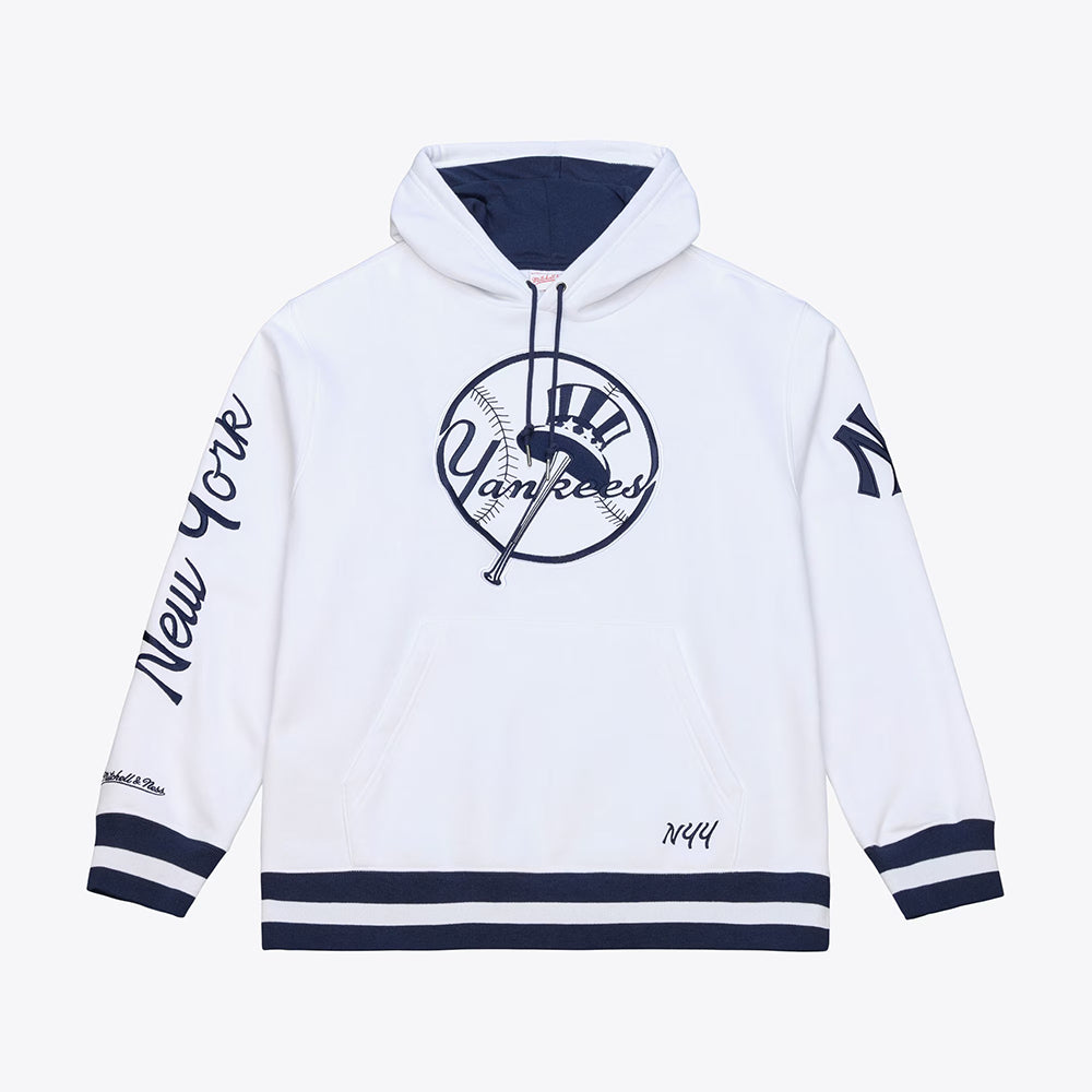 Mitchell And Ness new york yankees Artic White Flc Hood Fan Apparel in White Color