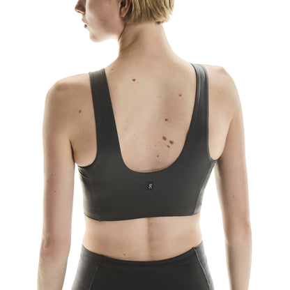 On W Core 2In1 Crop Sports Bras in Black Color
