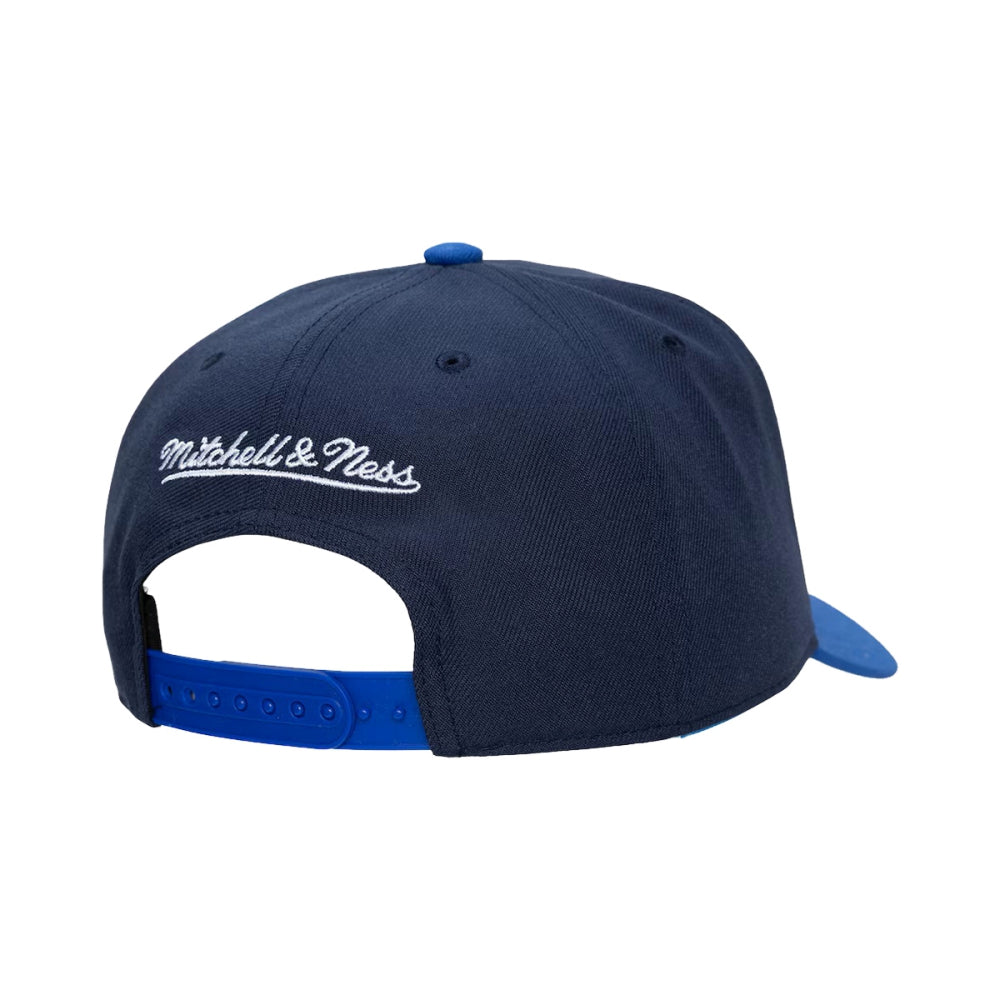 Mitchell And Ness Unisex new york rangers Legendary Strapback Fan Apparel in Blue Color