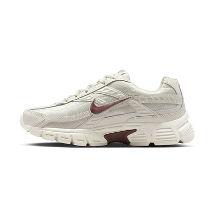 Nike Initiator Tennis Shoes in White Color