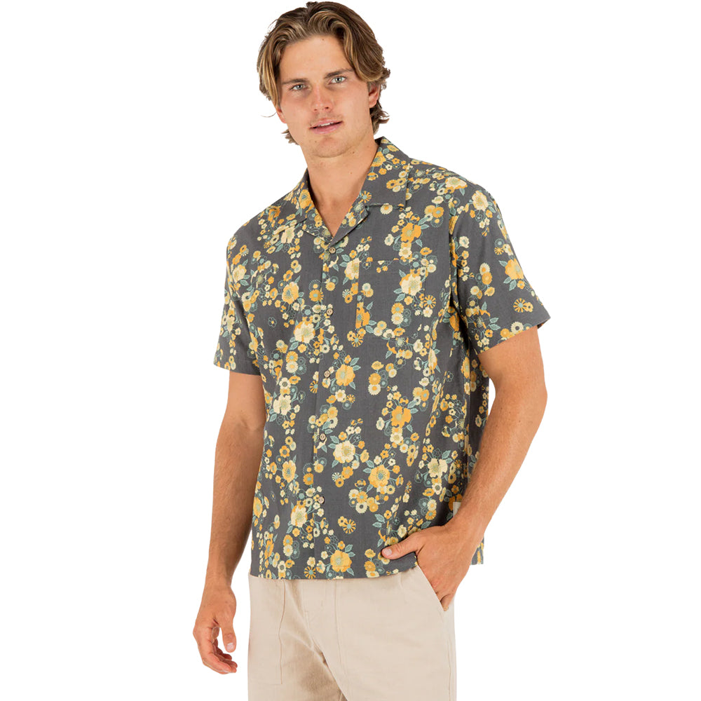 Hurley Dogpatch Camp short sleeve Tops in Black Color