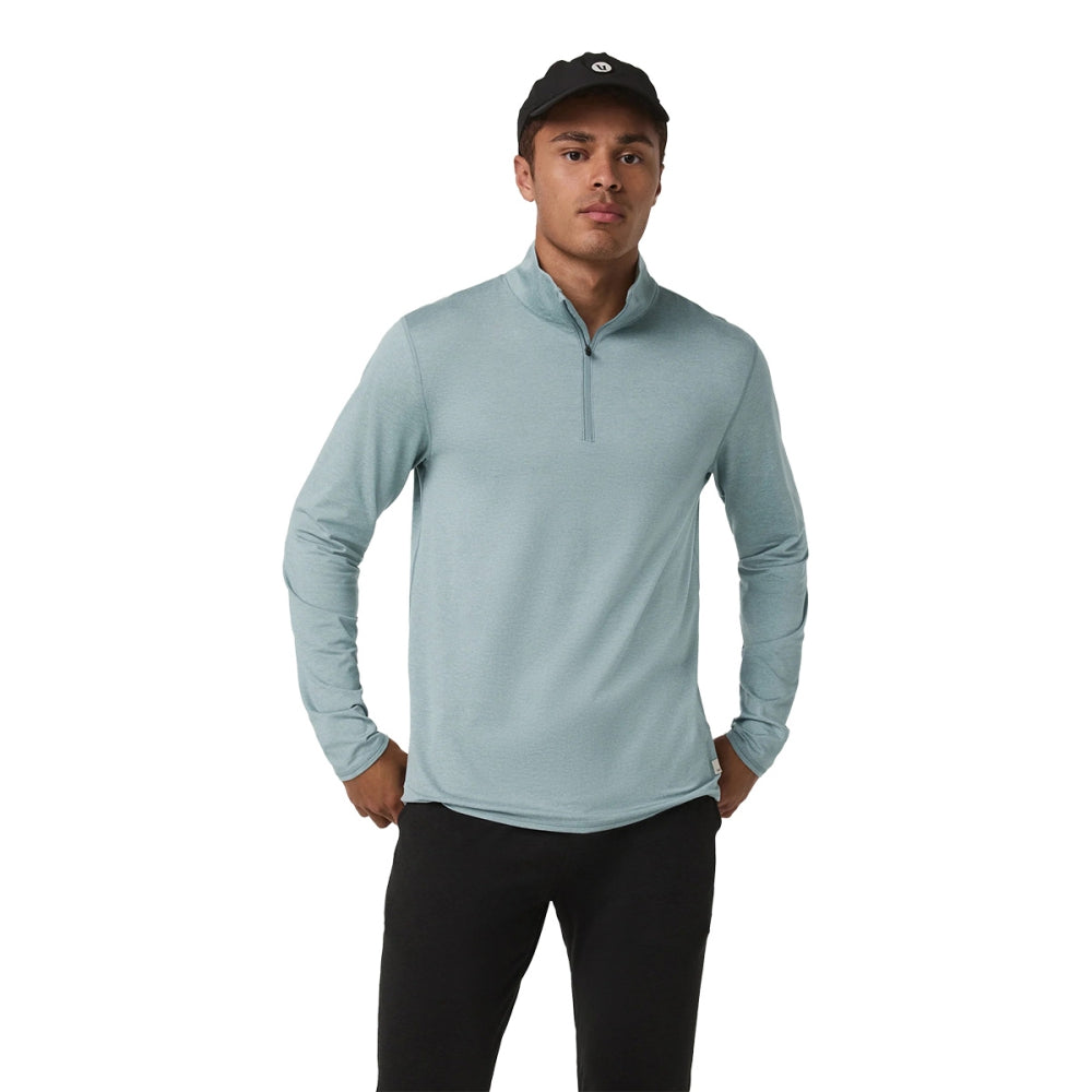Vuori M Ponto 1/2 Zip Mock Nec Pullover in Blue Color