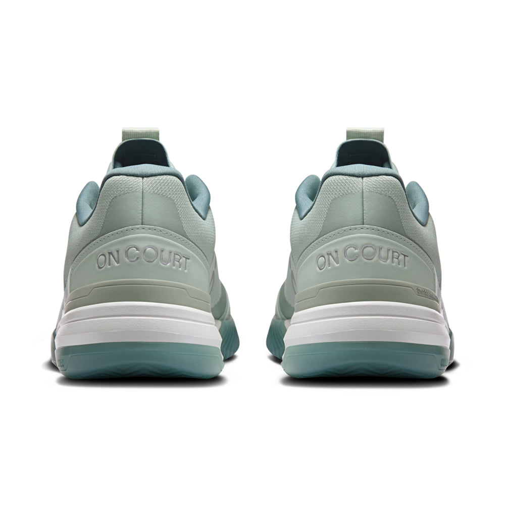 On The Roger Adv Pro Clay Tennis Shoes in Green Color
