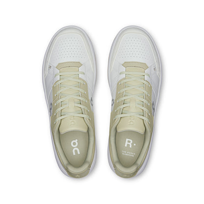 On The Roger Clubhouse Tennis Shoes in White Color