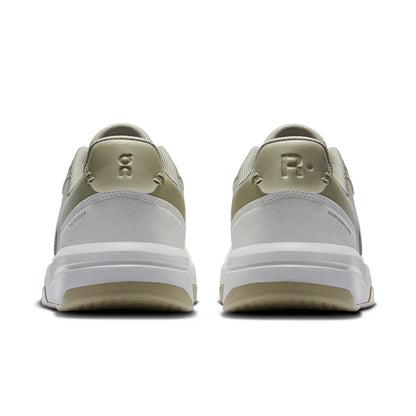 On The Roger Clubhouse Tennis Shoes in White Color