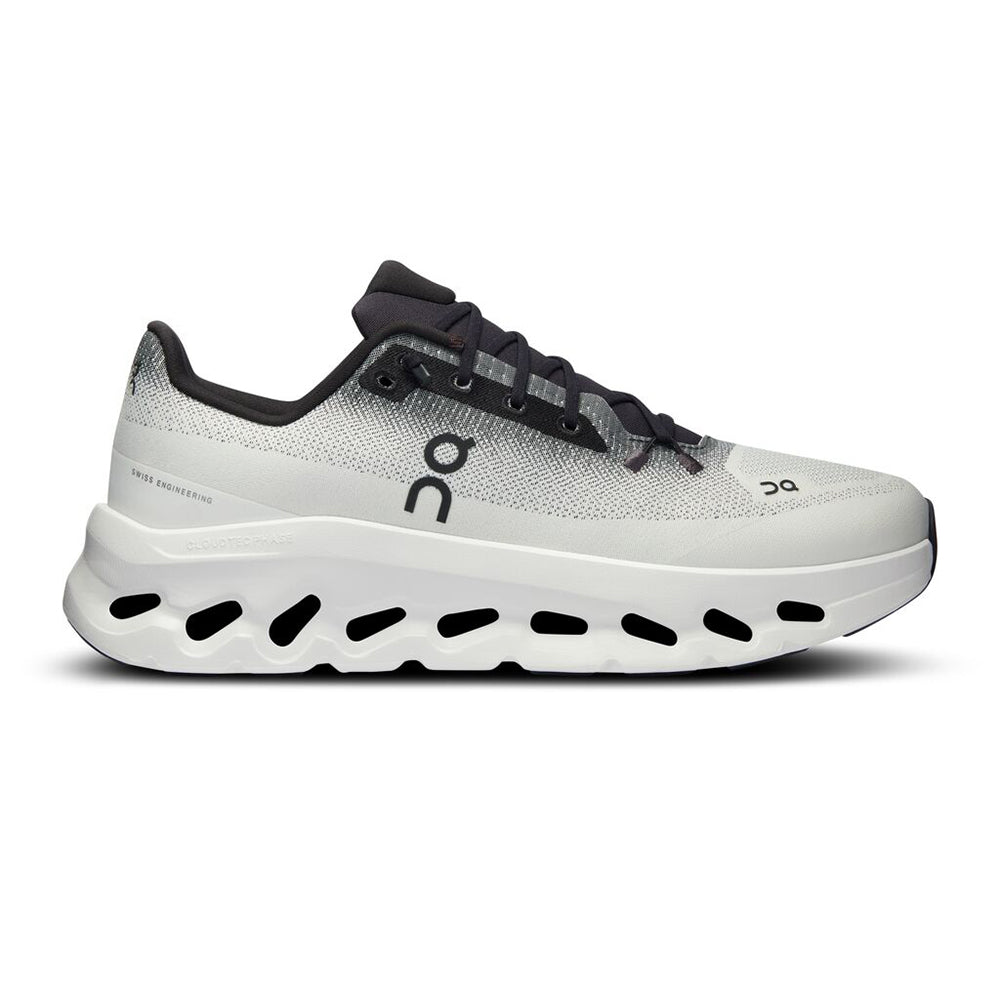 On Cloudtilt Men Sneakers in White Color