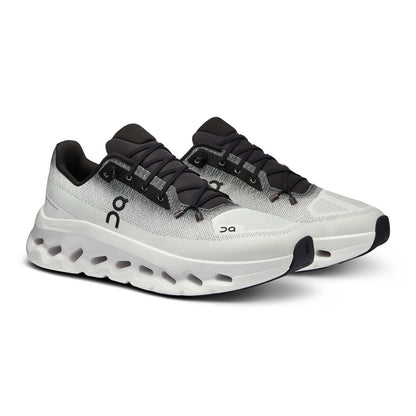 On Cloudtilt Men Sneakers in White Color