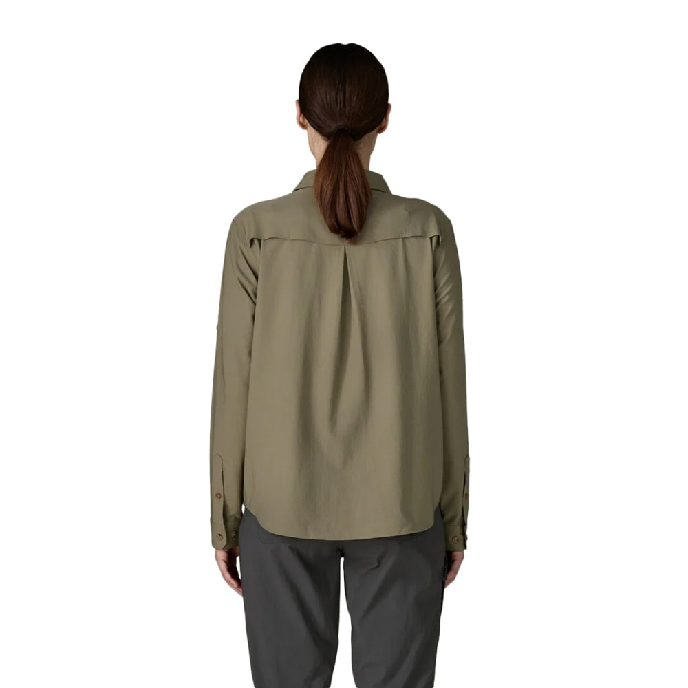 Patagonia Ws L/S Self Guided Sun S Tops in Green Color