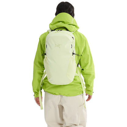 Arc'Teryx Mantis 16 Backpack Bags in Green Color