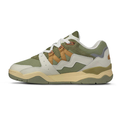 Karhu Mens Fusion Xt Sneakers in White Color