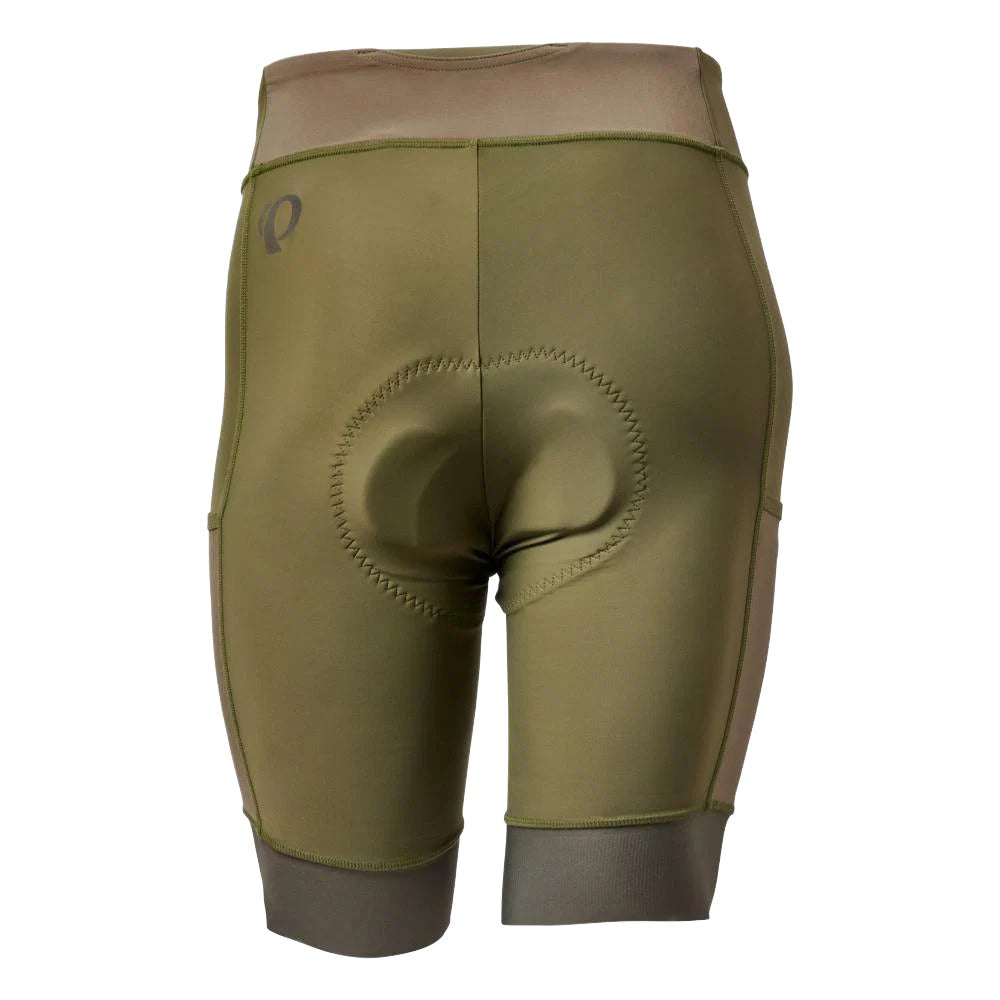 Pearl Izumi Expedition Short in Green Color