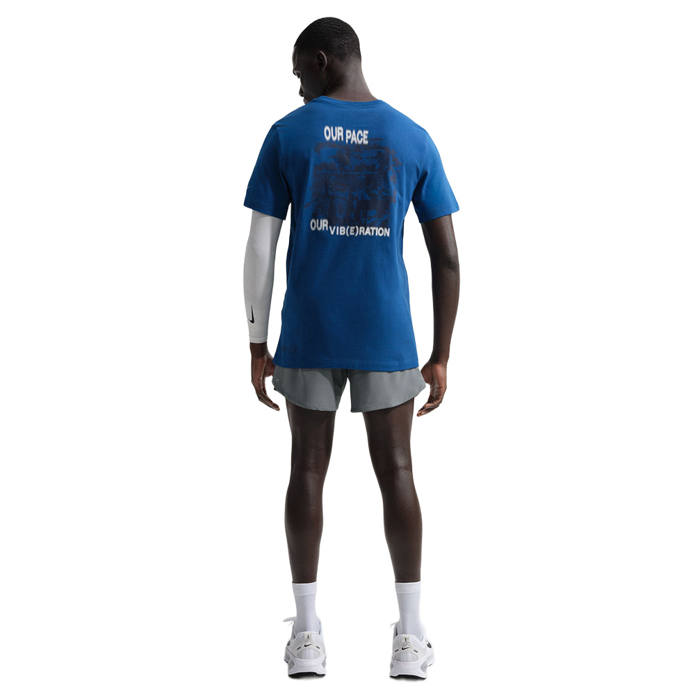 Nike M Df Stride 7In Bf Short in Grey Color