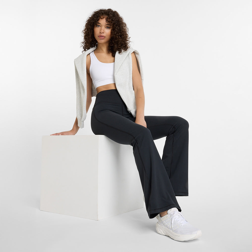 New Balance Nb Harmony Flare Pant in Black Color