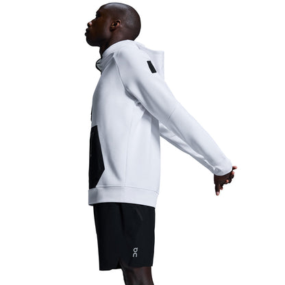 On 7In Core Shorts in Black Color
