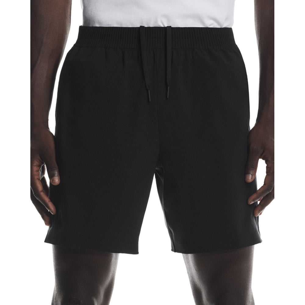 On Focus Shorts in Black Color
