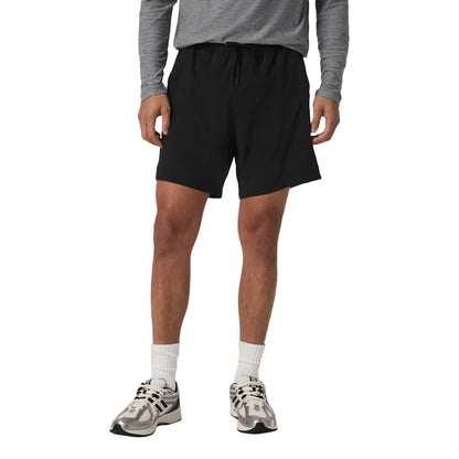 Vuori Hardkore Short Lined 7In Shorts in Black Color