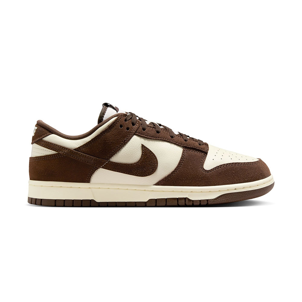 Nike Dunk Low retro SE Sneakers in Brown Color