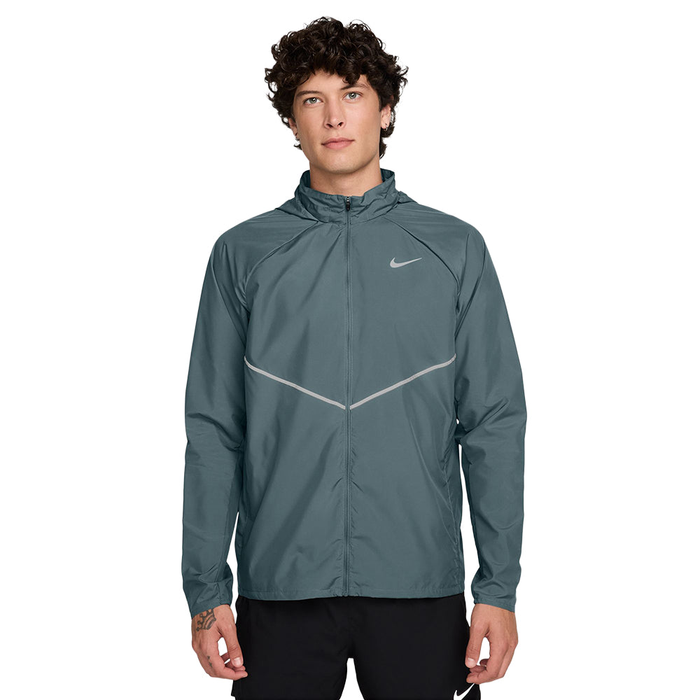 Nike M Miler UV Rpl Run Jckt Running Jackets in Green Color