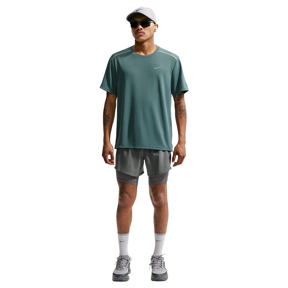 Nike M Miler Df UV Ss Run Top in Green Color