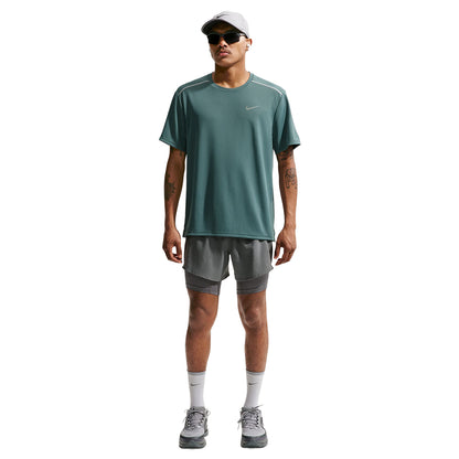 Nike M Miler Df UV Ss Run Top in Green Color