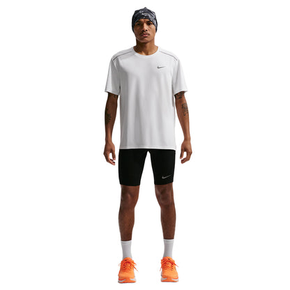 Nike M Miler Df UV Ss Run Top in White Color
