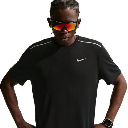 Nike M Miler Df UV Ss Run Top in Black Color
