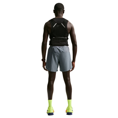 Nike M Stride Df 7In 2In1 Run Shorts in Grey Color