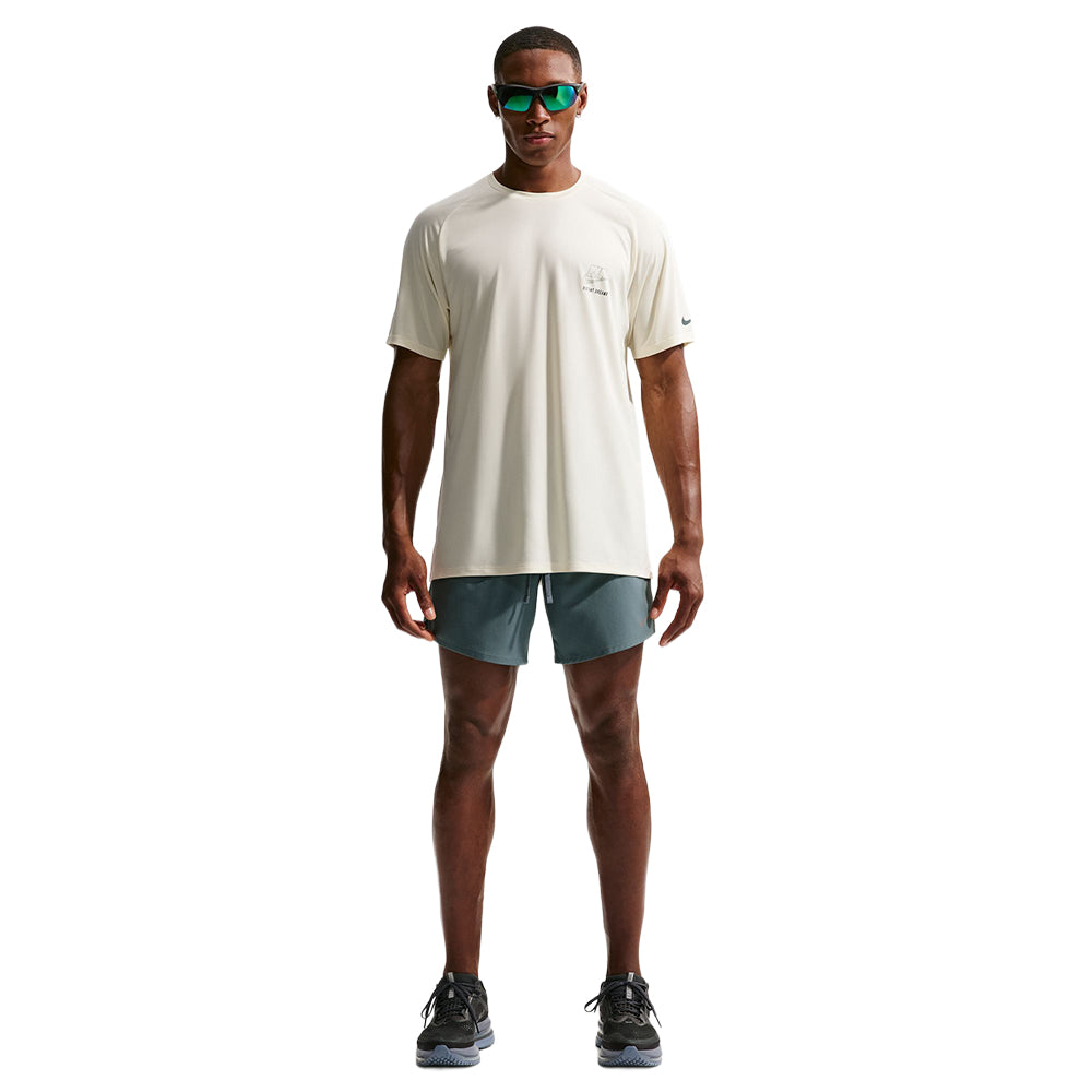 Nike M Stride Df 7In 2In1 Run Shorts in Green Color