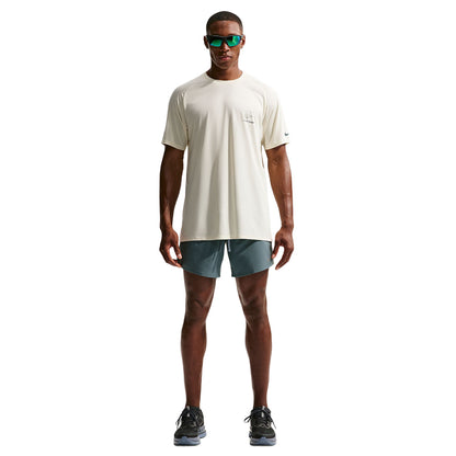 Nike M Stride Df 7In 2In1 Run Shorts in Green Color