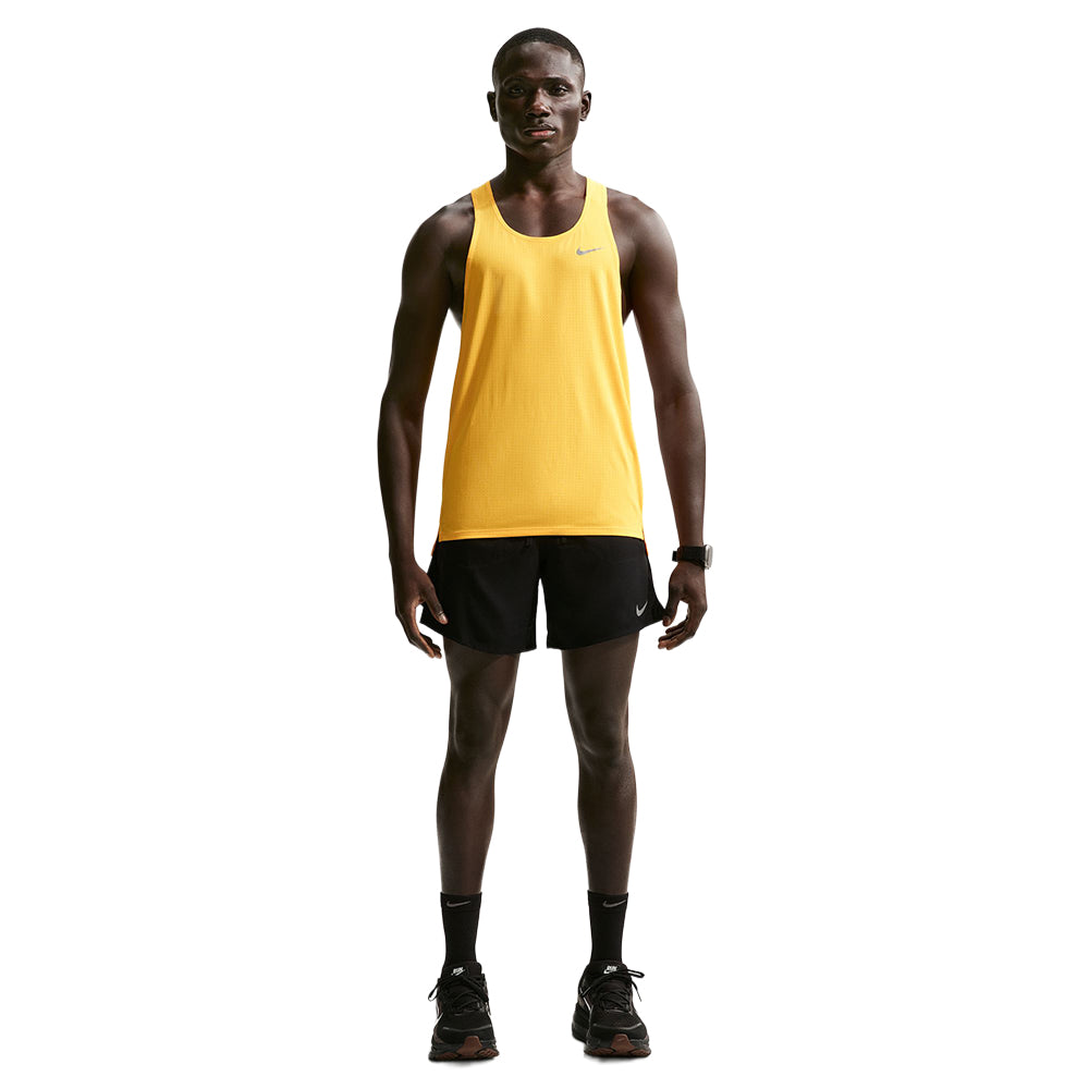 Nike M Stride Df 7In 2In1 Run Shorts in Black Color