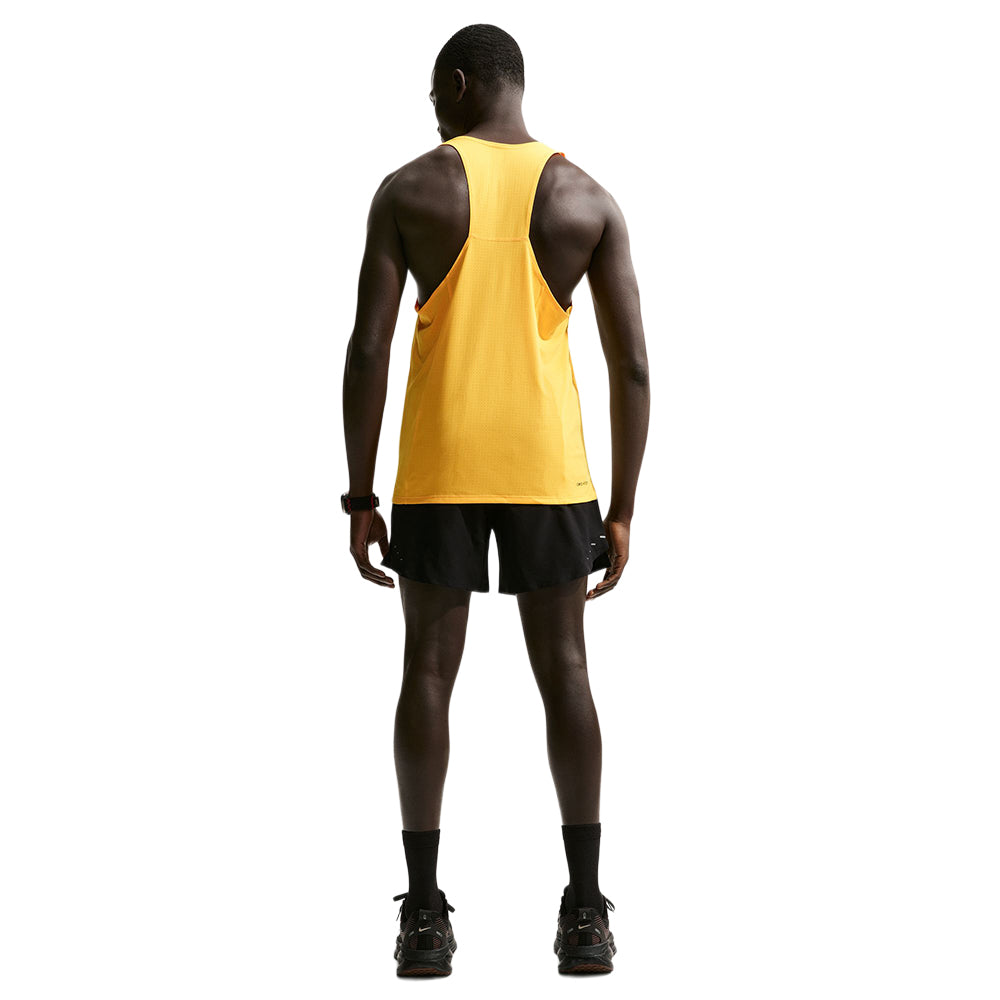 Nike M Stride Df 7In 2In1 Run Shorts in Black Color