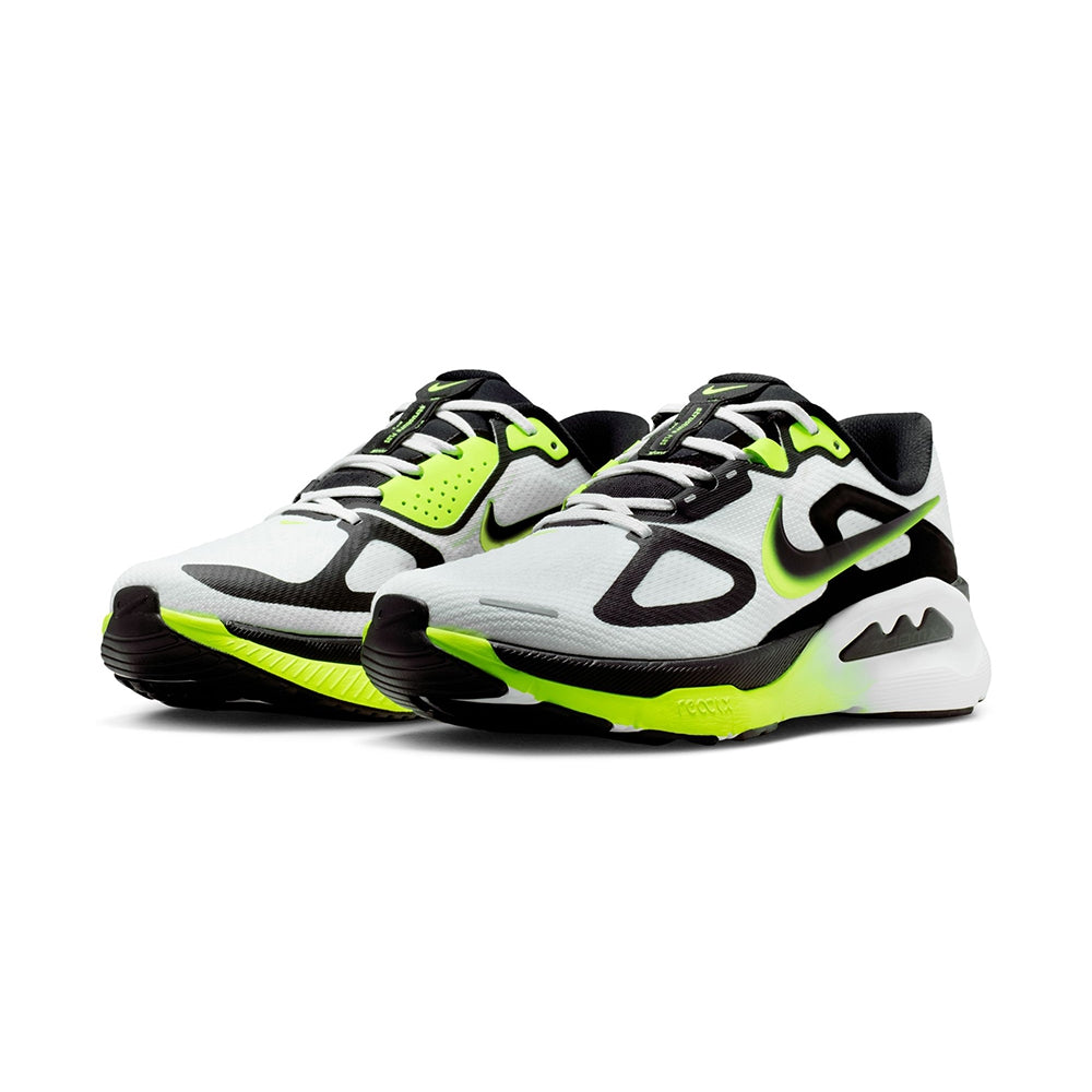 Nike M Structure Plus Running Shoes in White Color