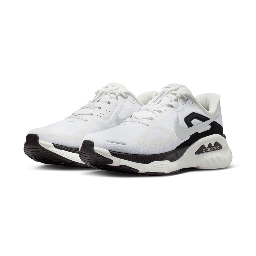 Nike M Structure Plus Running Shoes in White Color