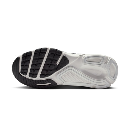 Nike M Structure Plus Running Shoes in White Color