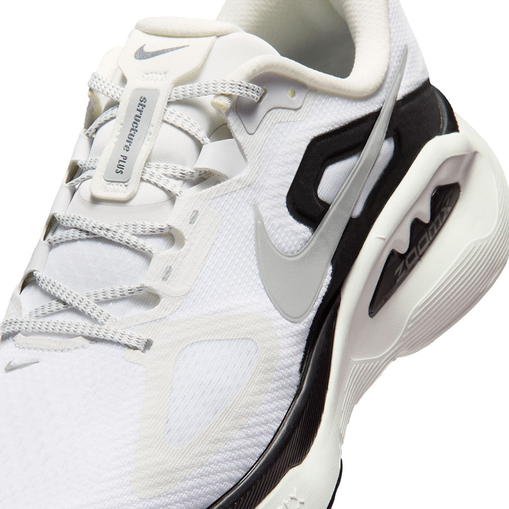 Nike M Structure Plus Running Shoes in White Color