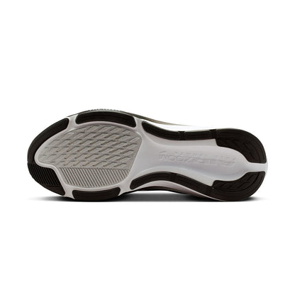 M PEGASUS 42 | 001 BLACK/